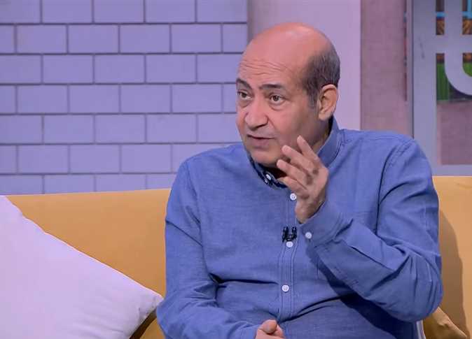 صوته نشاز.. طارق الشناوي يطالب مصطفى كامل بالتحقيق مع نفسه لغنائه في ملهى ليلى